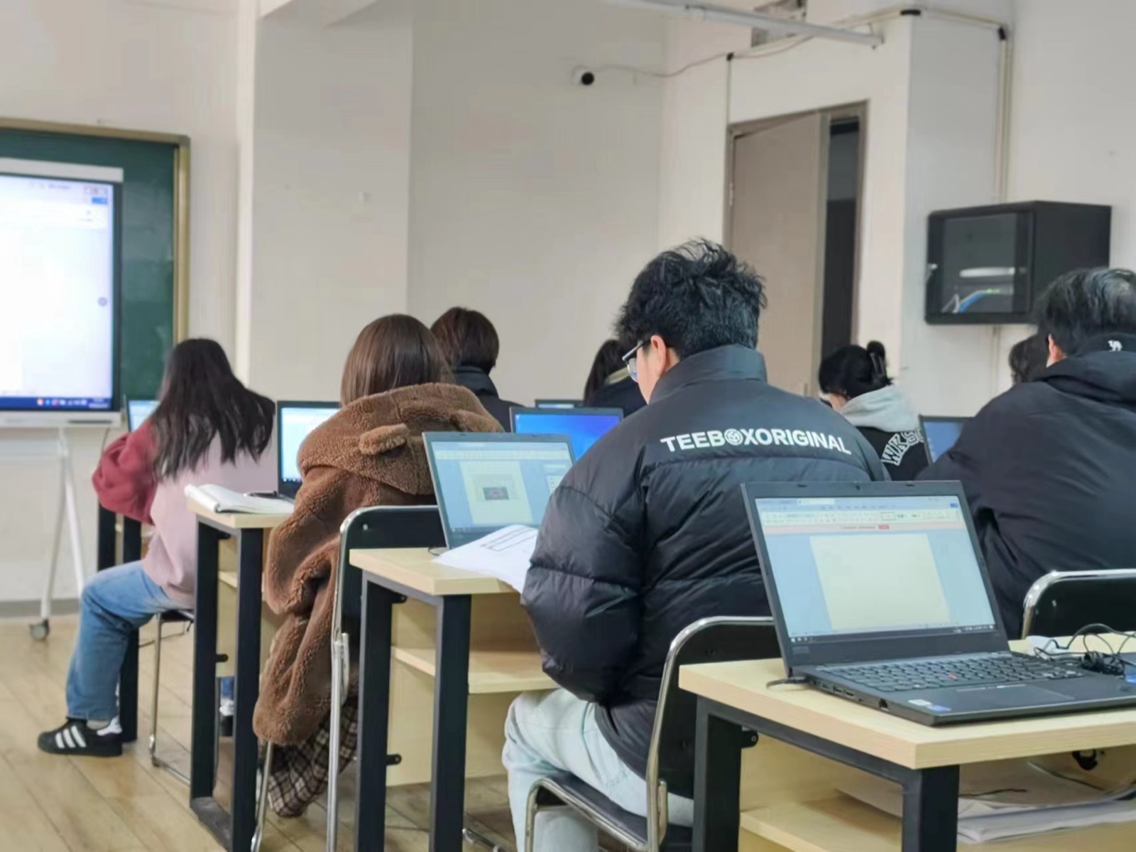 机房实操课堂